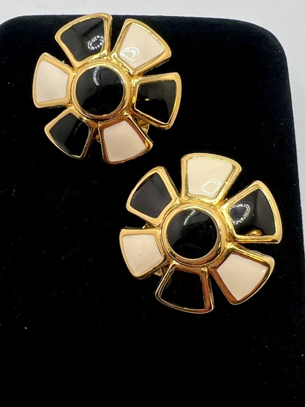 Monet Black White Enamel CLIP Earrings